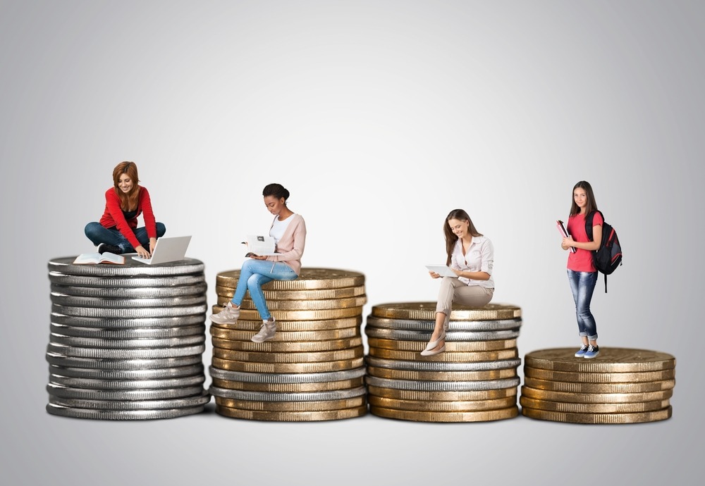 Low-Cost Degrees with High ROI for Non-Traditional Students